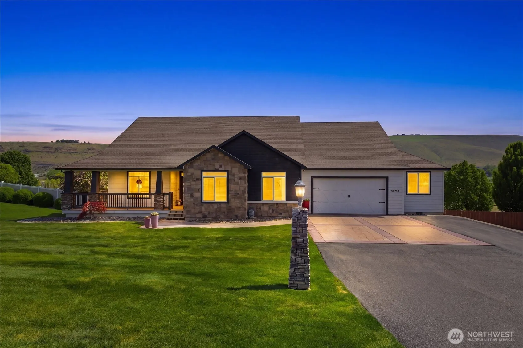 Property photo for 98303 E Ridgeview Drive, Kennewick