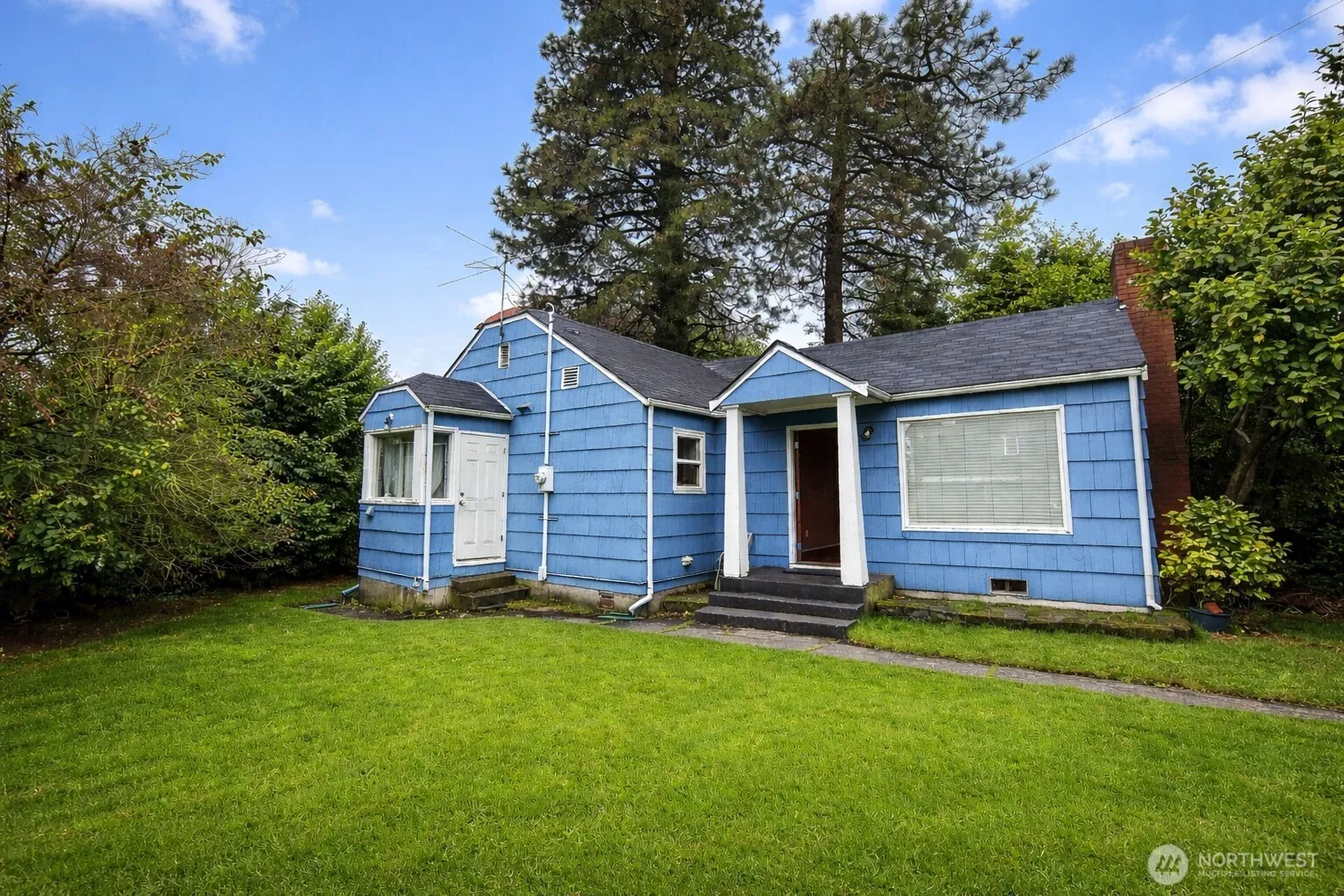 Property photo for 743 N 86th Street, Seattle