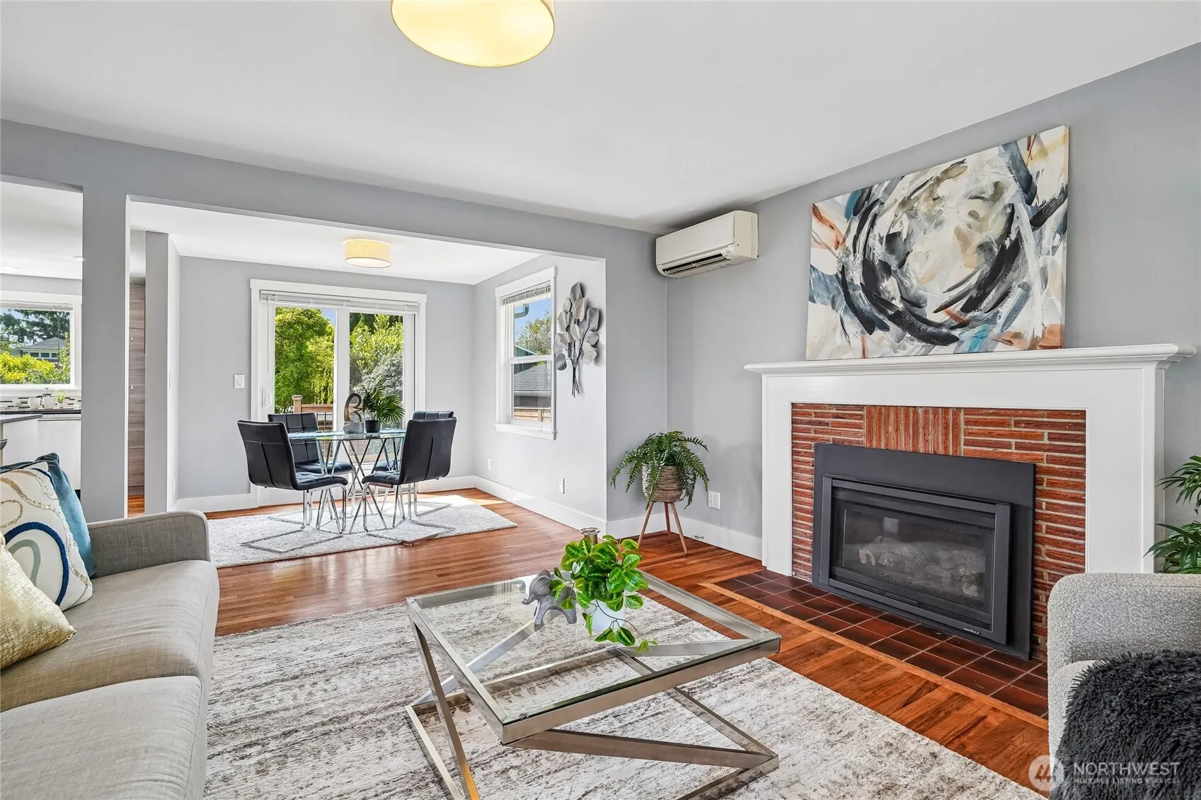 Property photo for 7313 25th Avenue Nw, Seattle photo 5