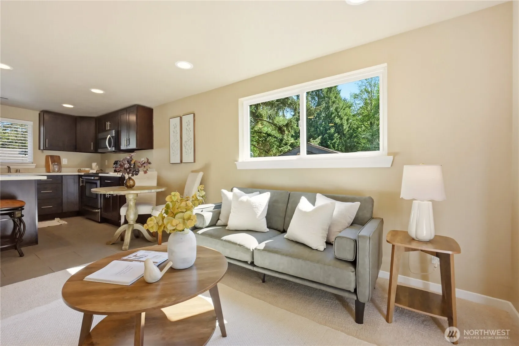 Property photo for 2327 Ne 86th Street, Seattle photo 5