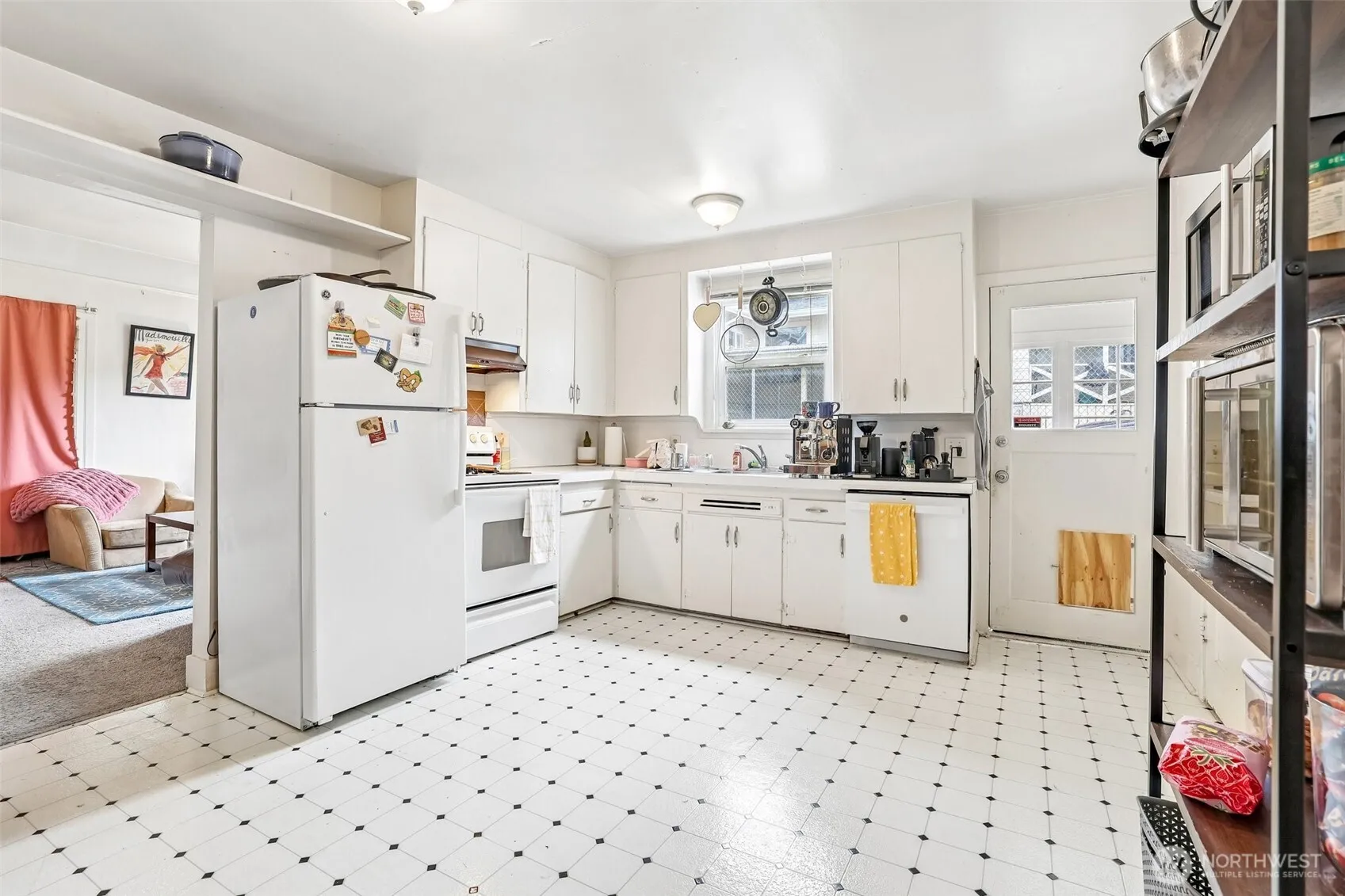 Property photo for 315 Ne 65th Street, Seattle photo 4