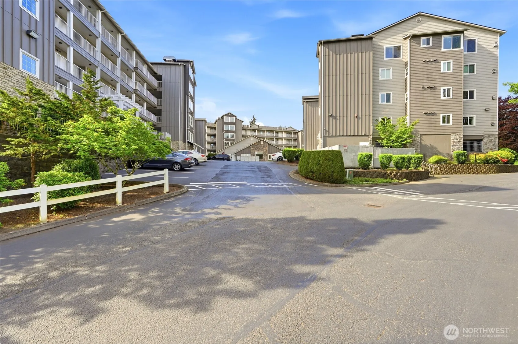 Property photo for 1318 37th Street #1-304, Everett photo 4