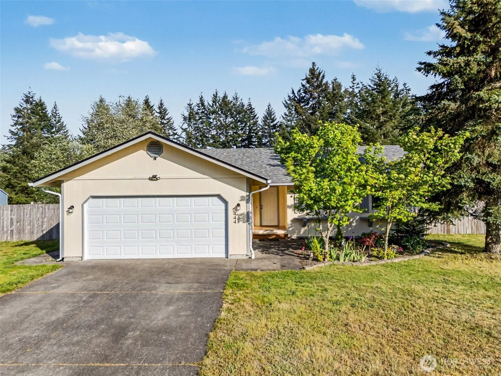 Property photo for 444 Volesky Drive Se, Rainier photo 2