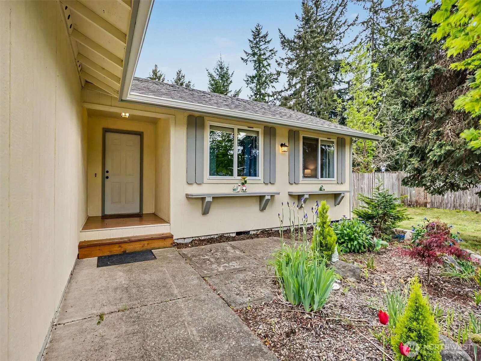 Property photo for 444 Volesky Drive Se, Rainier photo 4