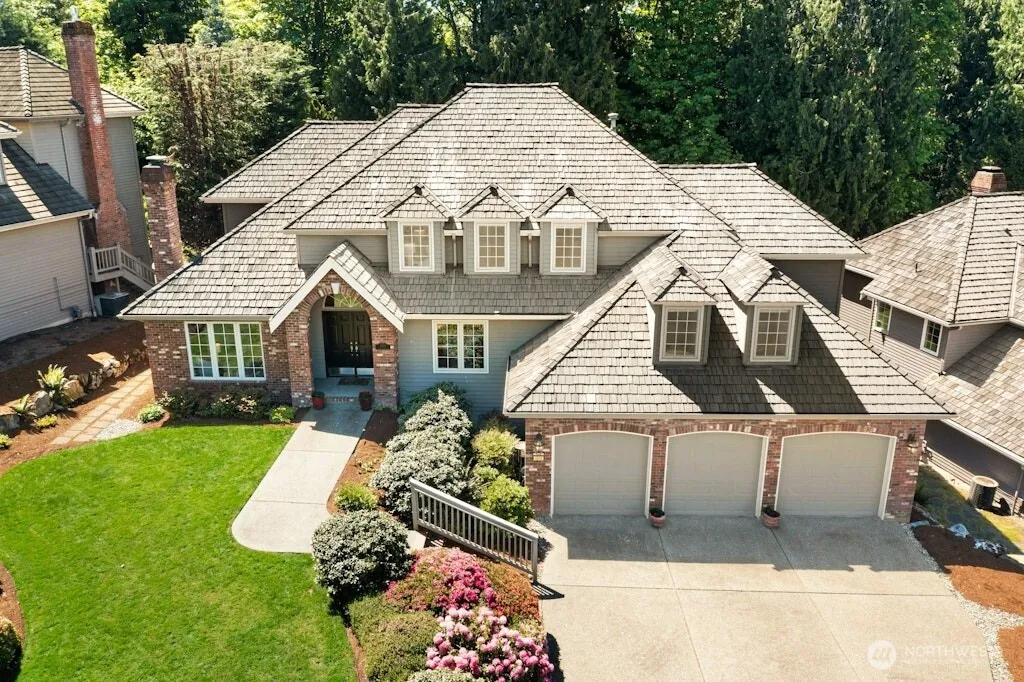 Property photo for 4649 225th Avenue Se, Sammamish photo 2