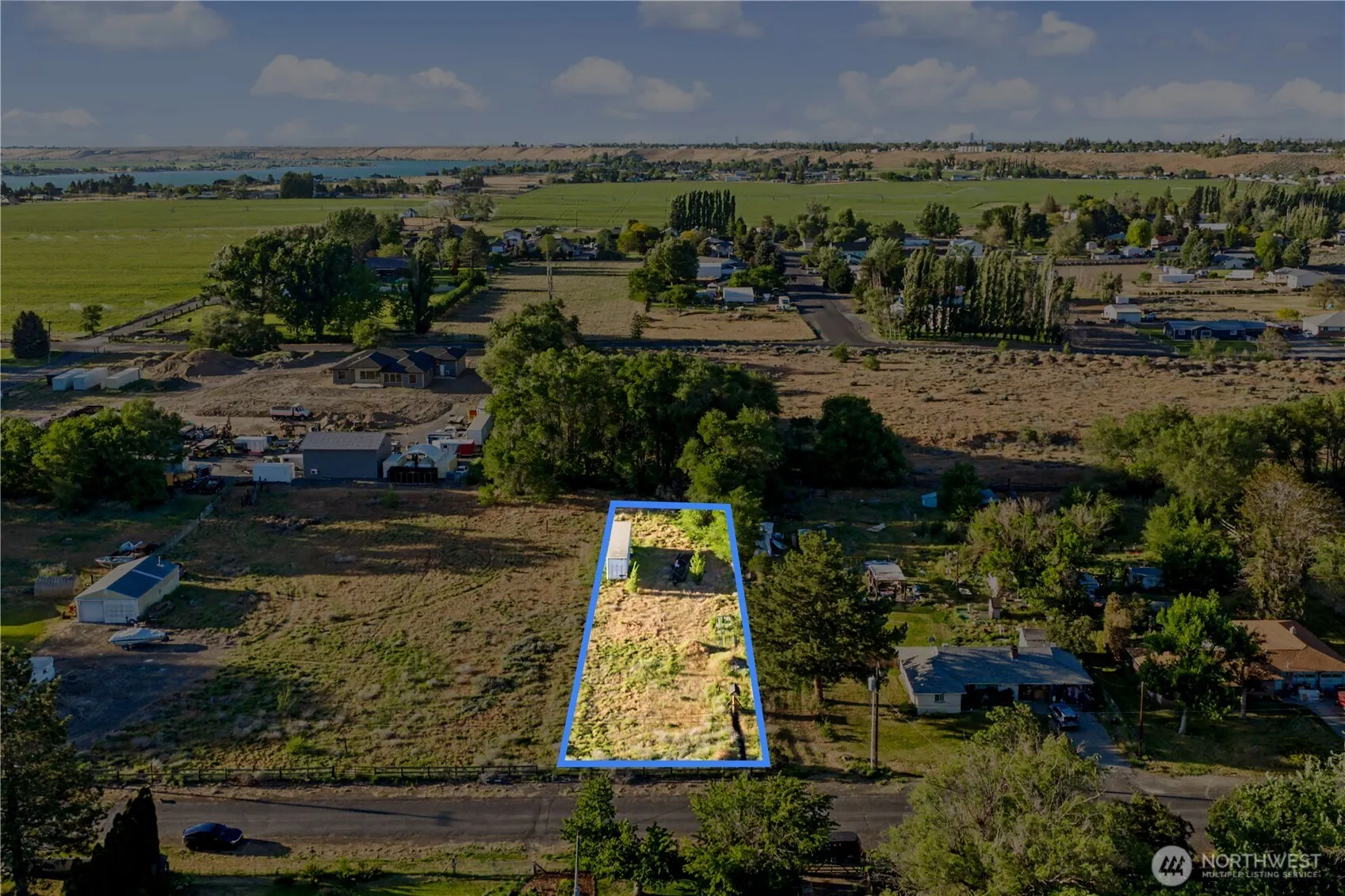 Property photo for 7566 Rainier Road Ne, Moses Lake photo 3