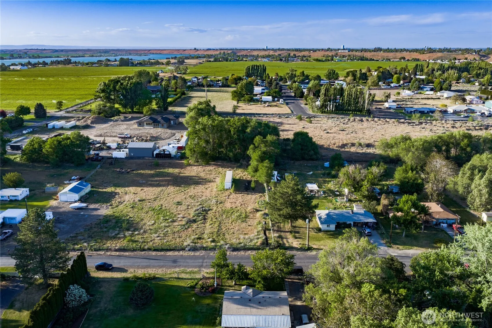 Property photo for 7566 Rainier Road Ne, Moses Lake photo 4