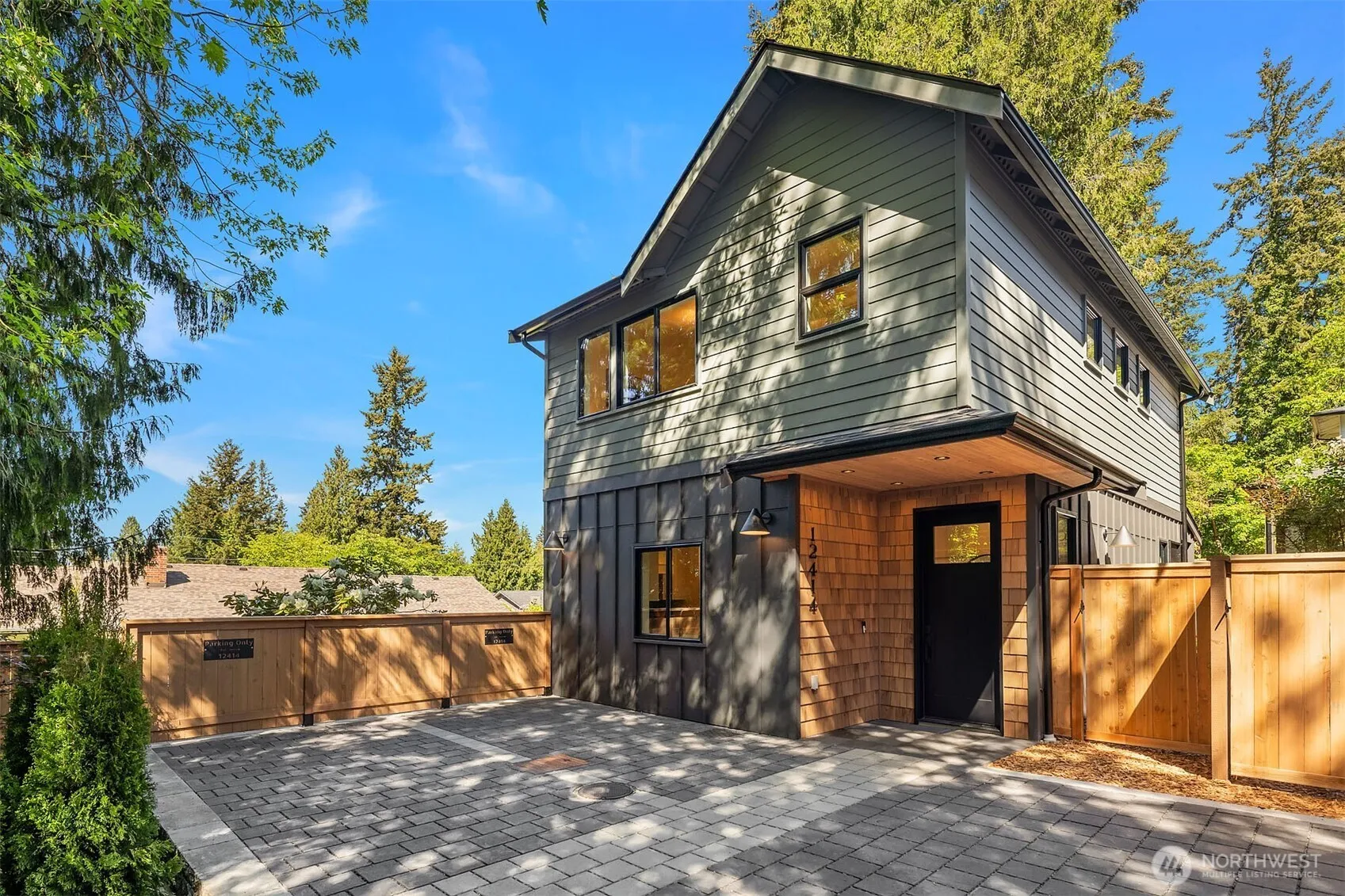 12414 Ne 72nd Street, Kirkland