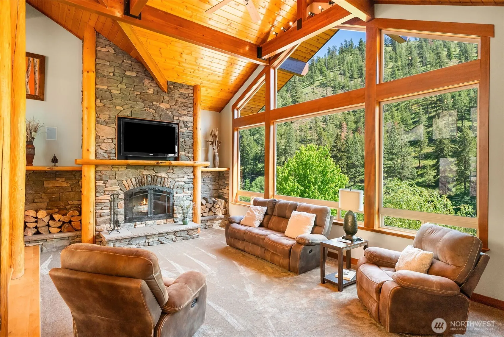 Property photo for 5230 Crum Canyon Road, Entiat