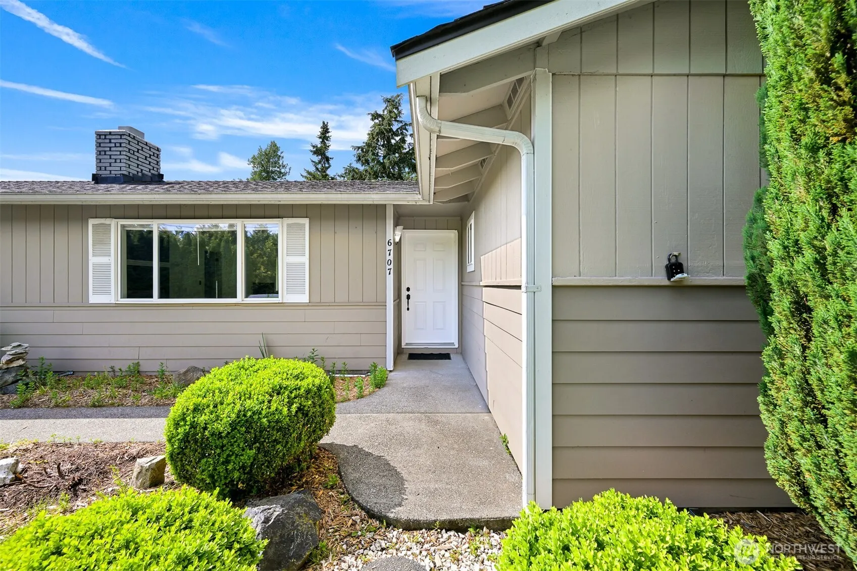 Property photo for 6707 La Bello Drive, Lynden photo 2
