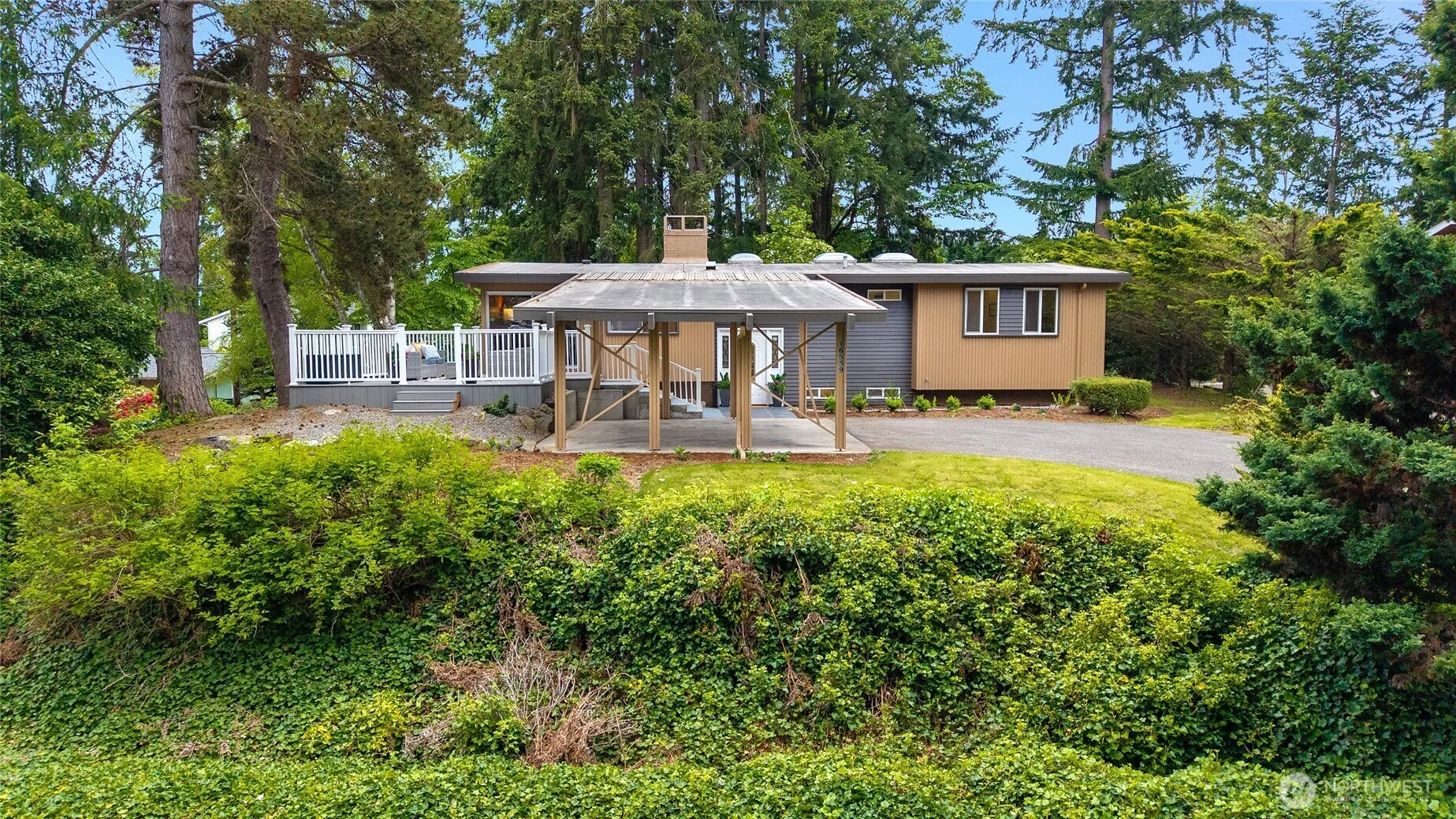 Property photo for 16559 Se 45th Place, Bellevue photo 4