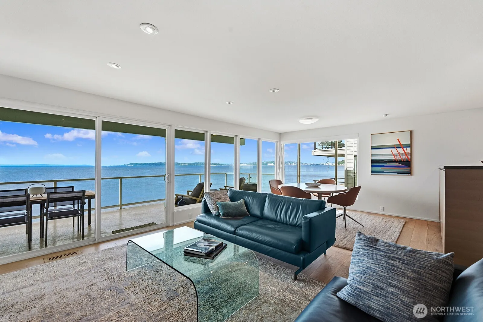 Property photo for 3085 Alki Avenue Sw #2, Seattle photo 5