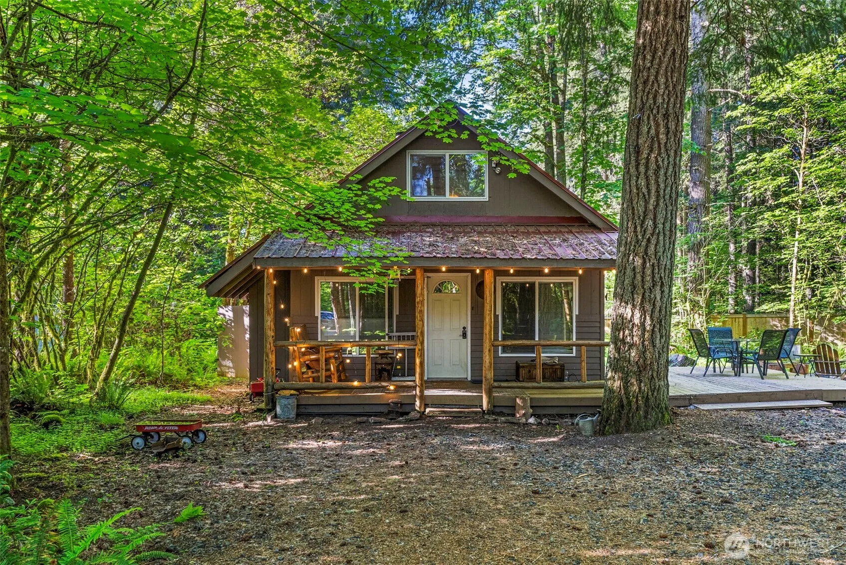 Property photo for 139 Mount Rainier Drive, Packwood