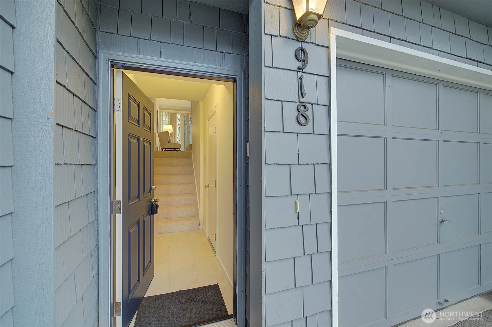 918 N 165th Street #6, Shoreline