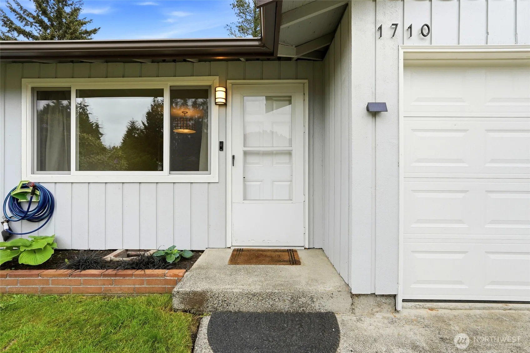 Property photo for 1710 7th Avenue Se, Puyallup