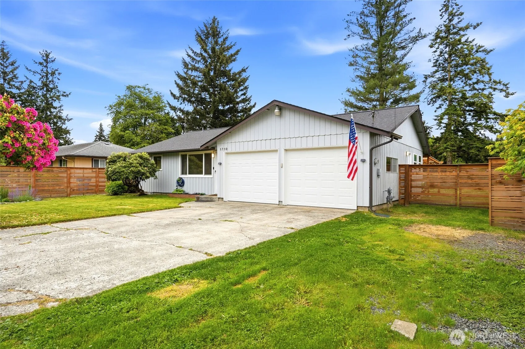 Property photo for 1710 7th Avenue Se, Puyallup