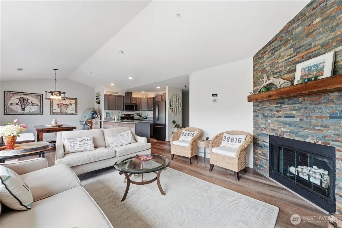 Property photo for 808 W Manson Road #b303, Chelan photo 2