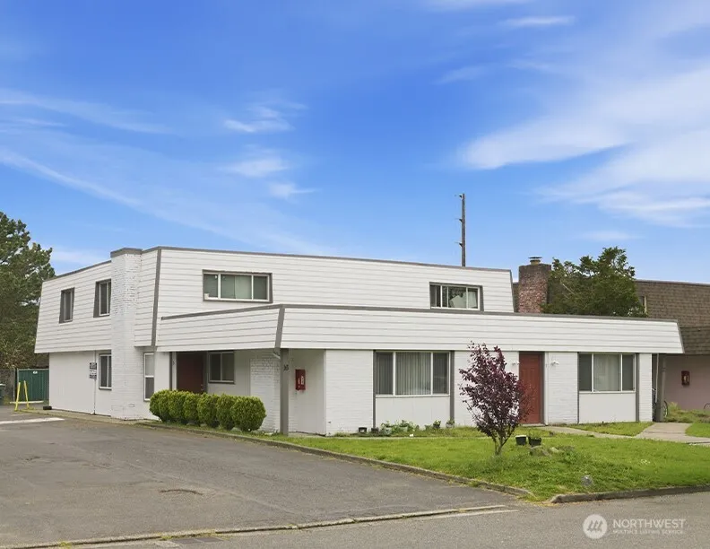 Property photo for 16 147th Avenue Se, Bellevue