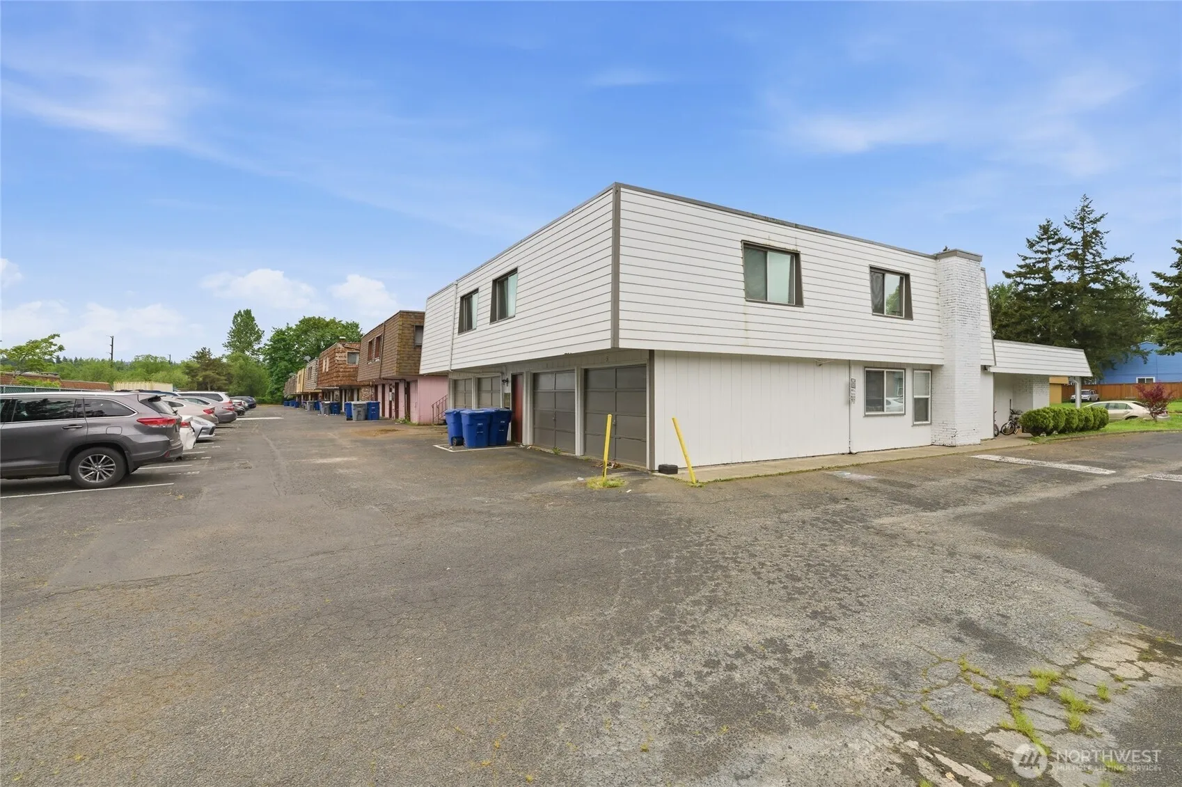 Property photo for 16 147th Avenue Se, Bellevue photo 4