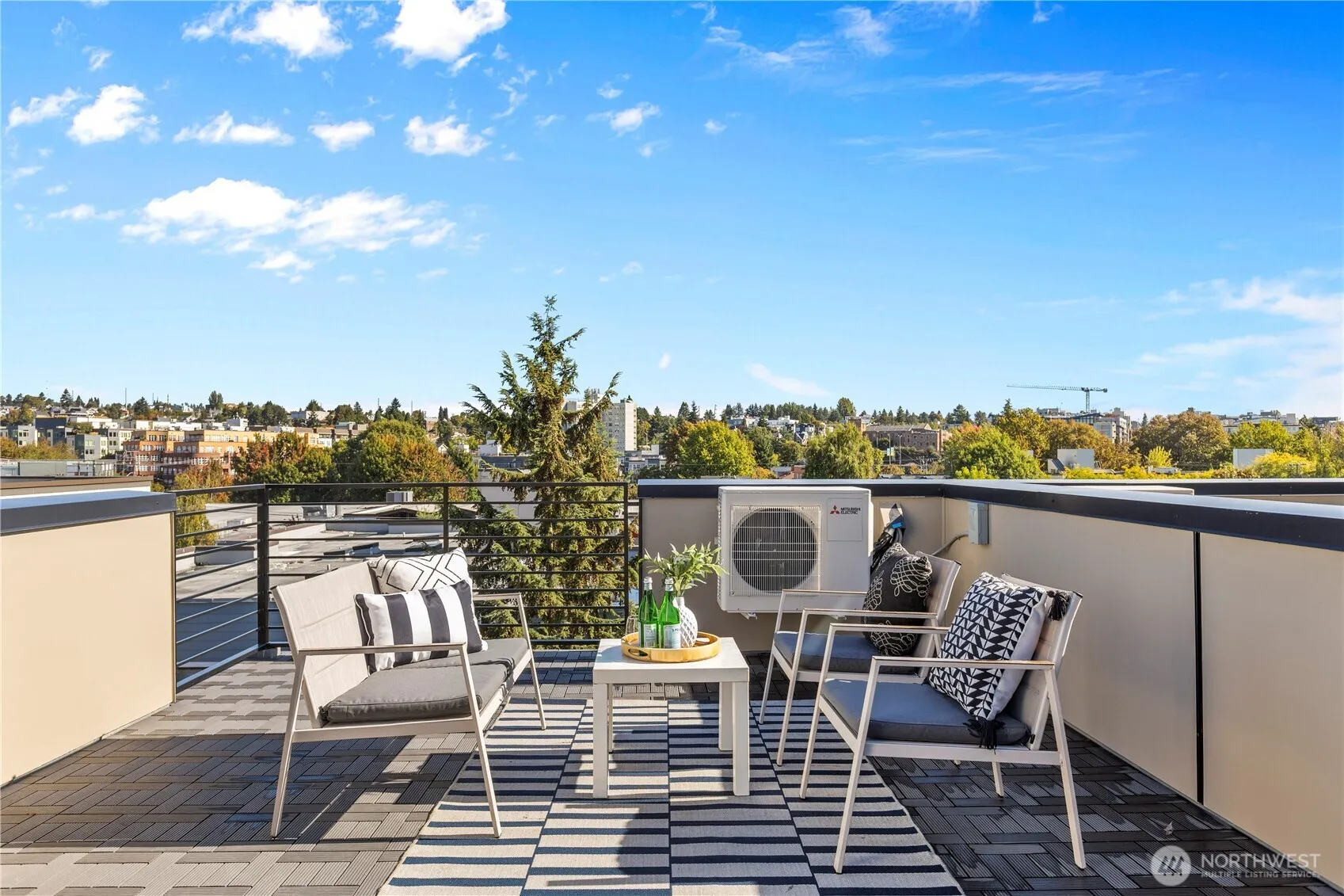 Property photo for 6546 B Latona Avenue Ne, Seattle