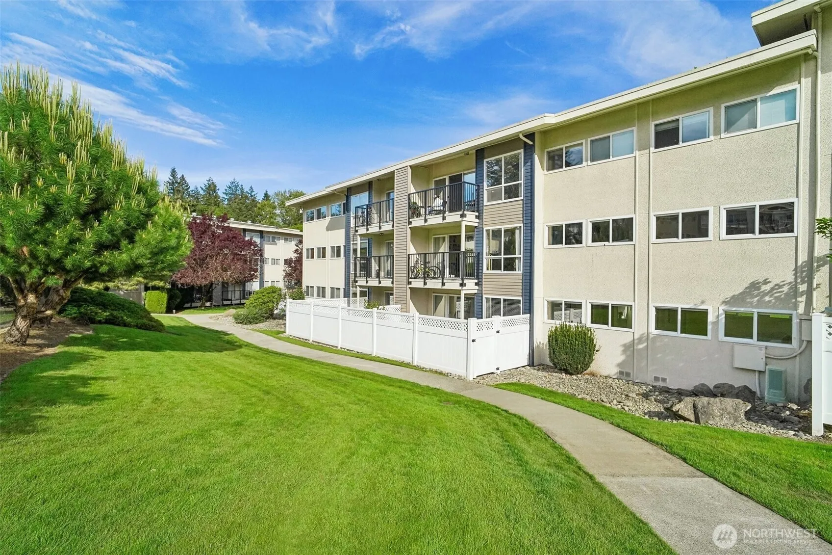 12700 Ne 8th Street, Bellevue