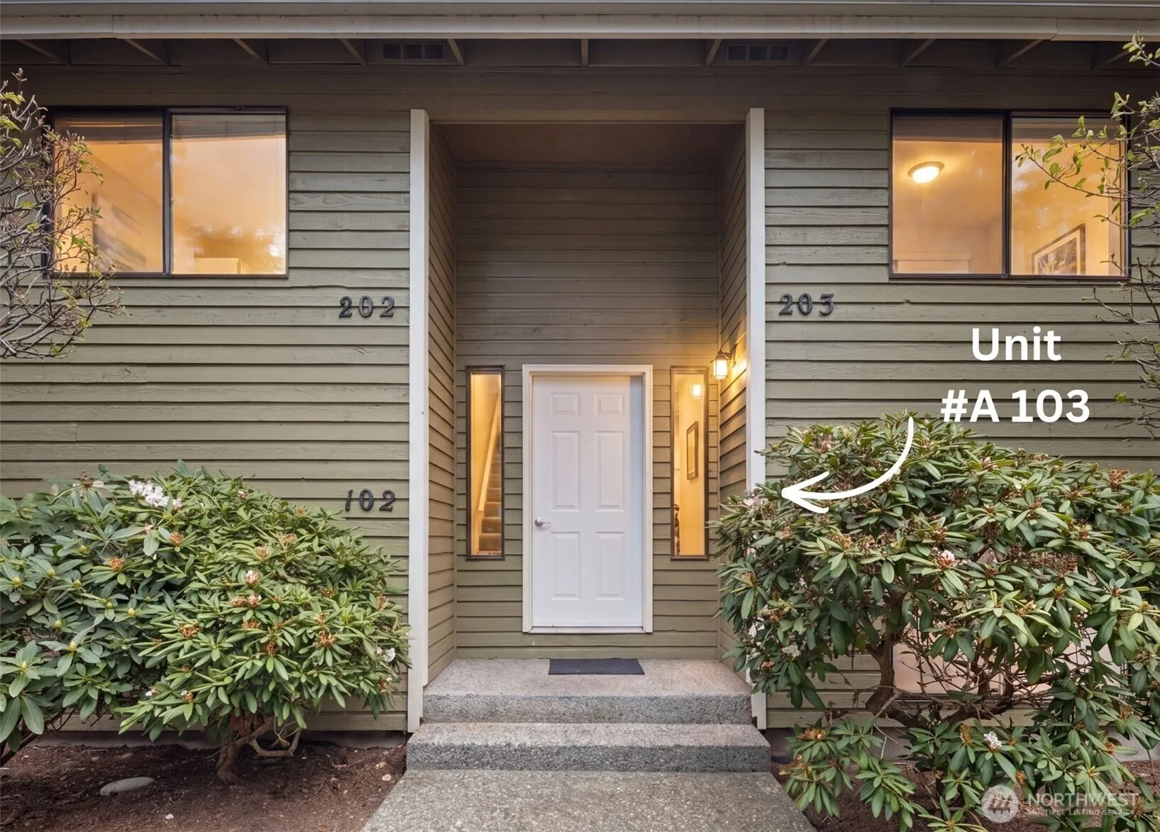 Property photo for 75 Nw Columbia Drive #a103, Oak Harbor