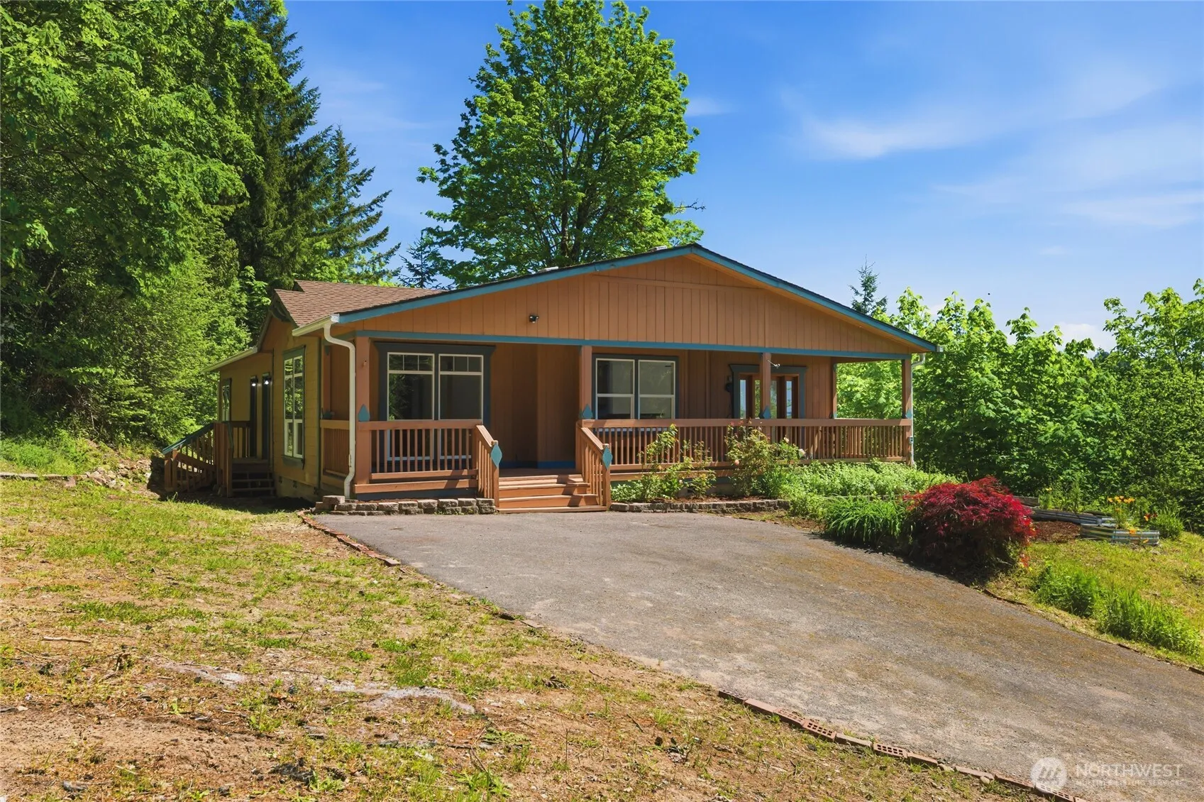 Property photo for 3939 Black Lake Boulevard Sw, Tumwater