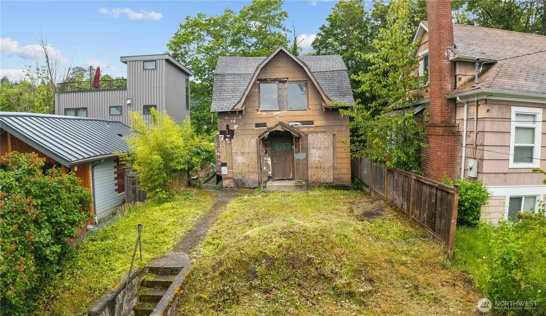 Property photo for 4563 33rd Avenue S, Seattle photo 5