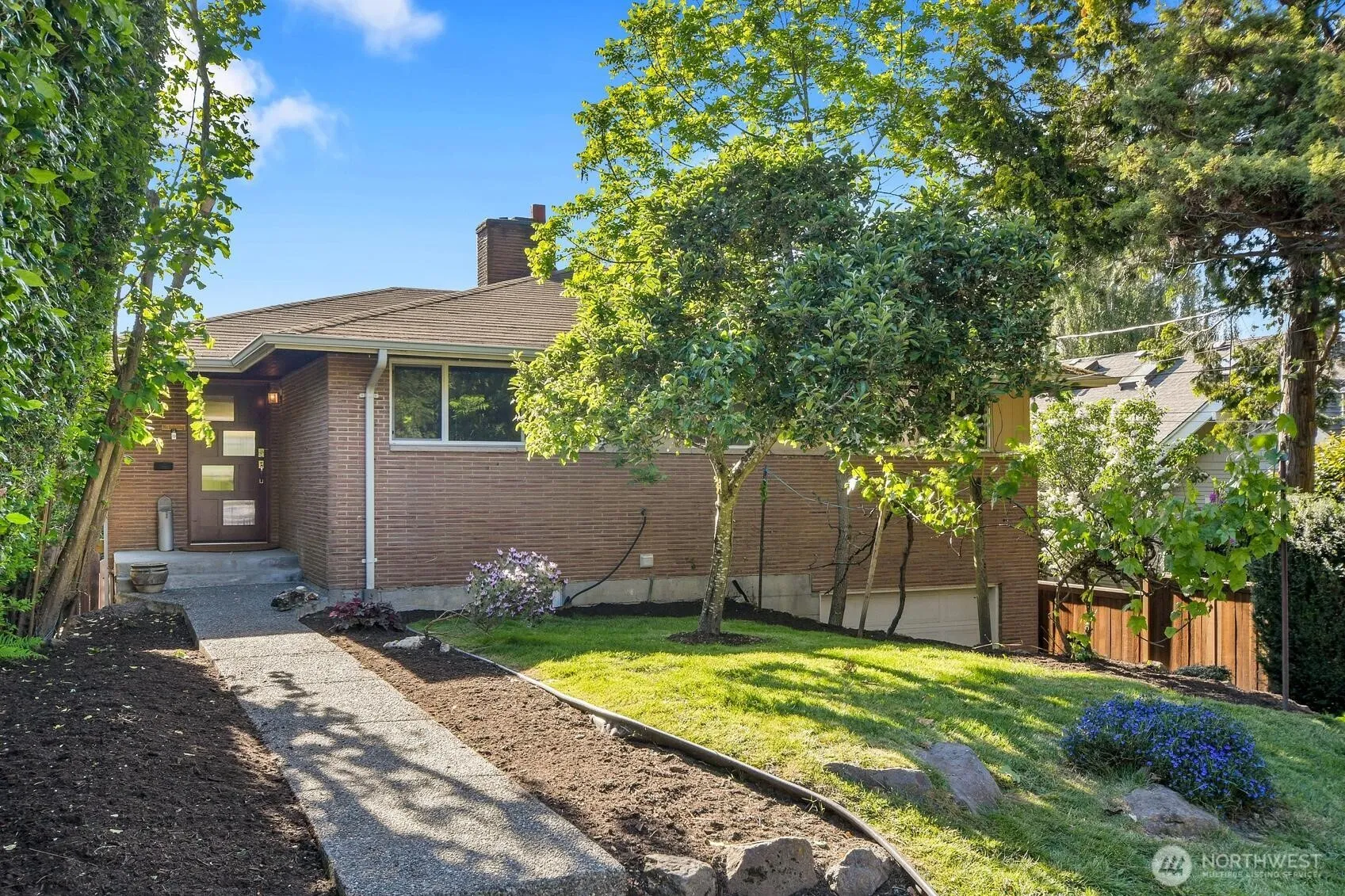 Property photo for 5309 Sw 47th, Seattle photo 2