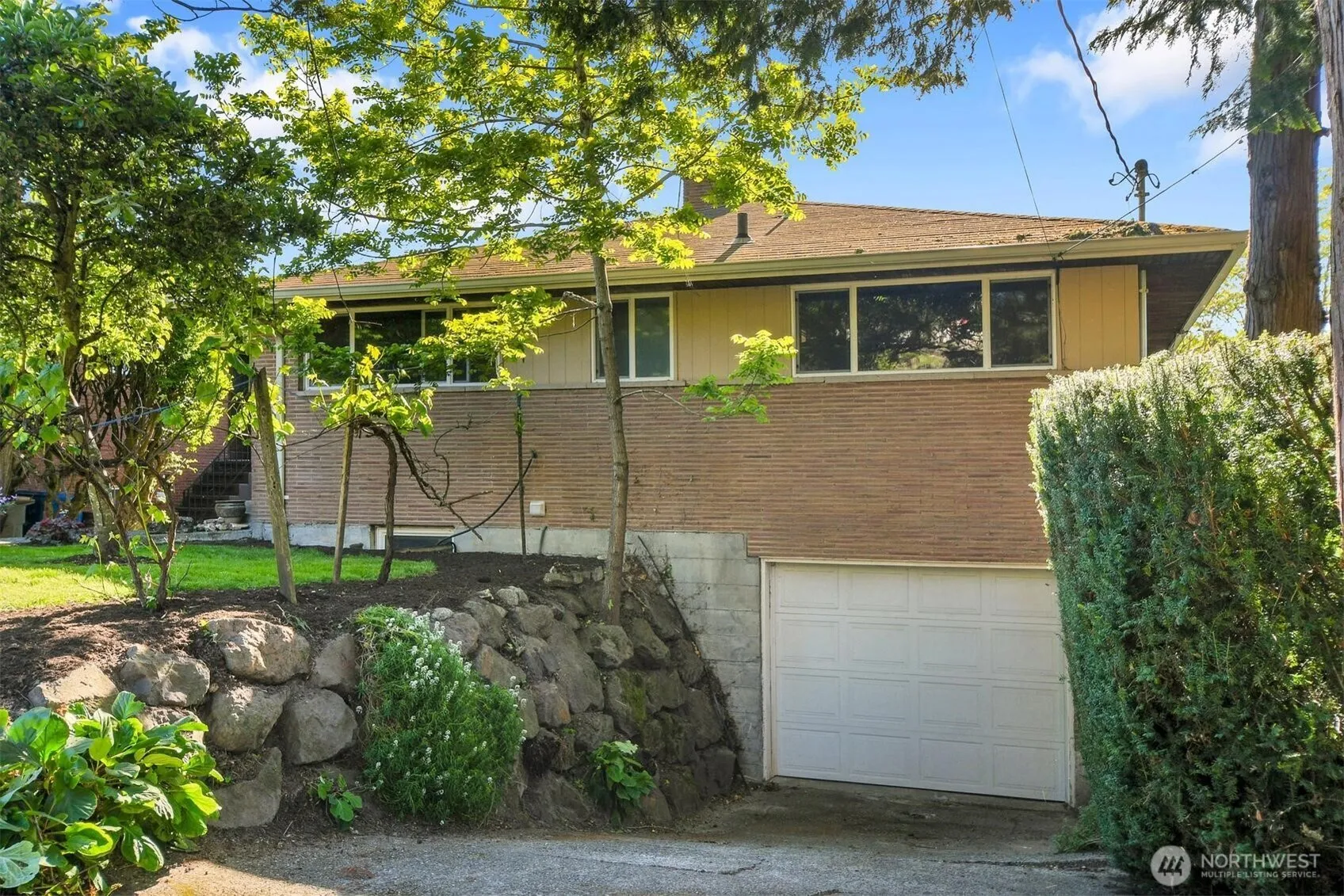 Property photo for 5309 Sw 47th, Seattle