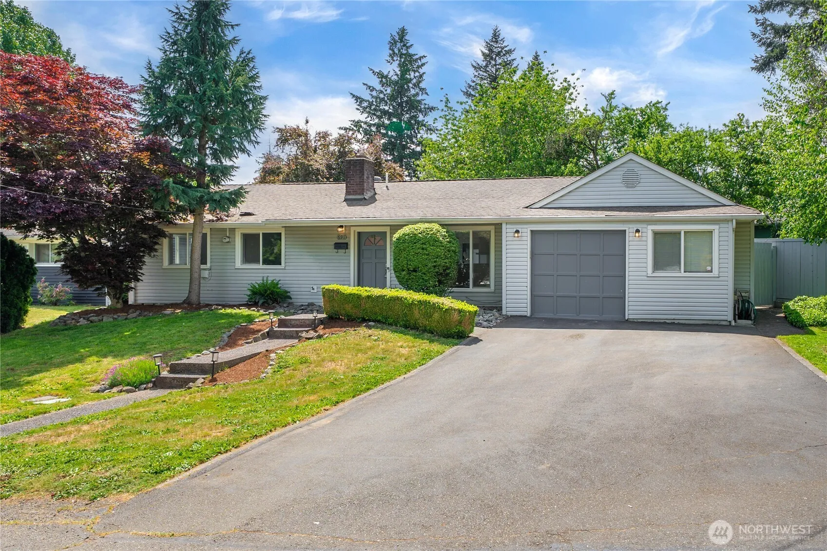 Property photo for 691 Redmond Avenue Ne, Renton