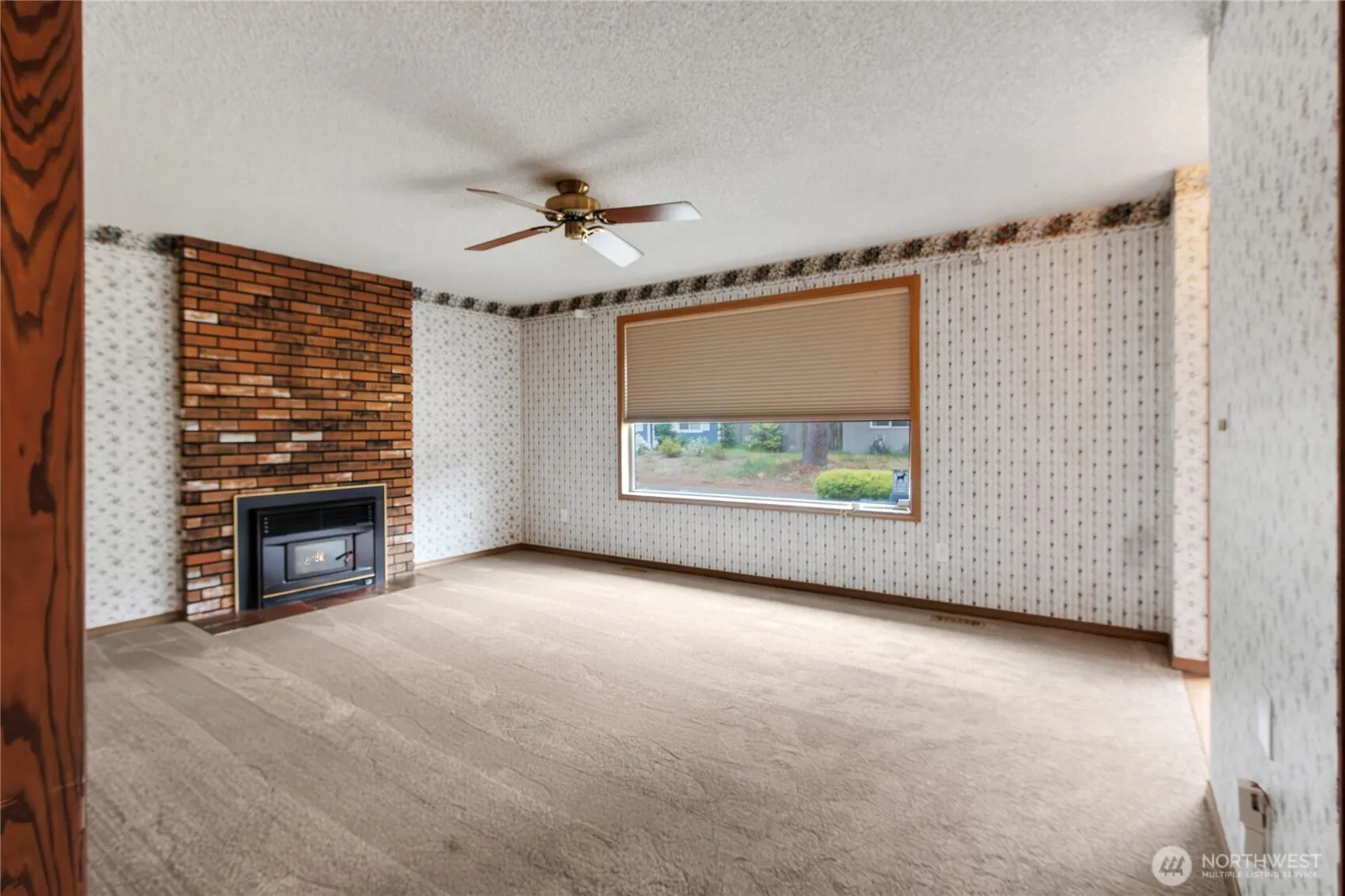Property photo for 9209 Deers Tongue Cir W, University Place photo 3