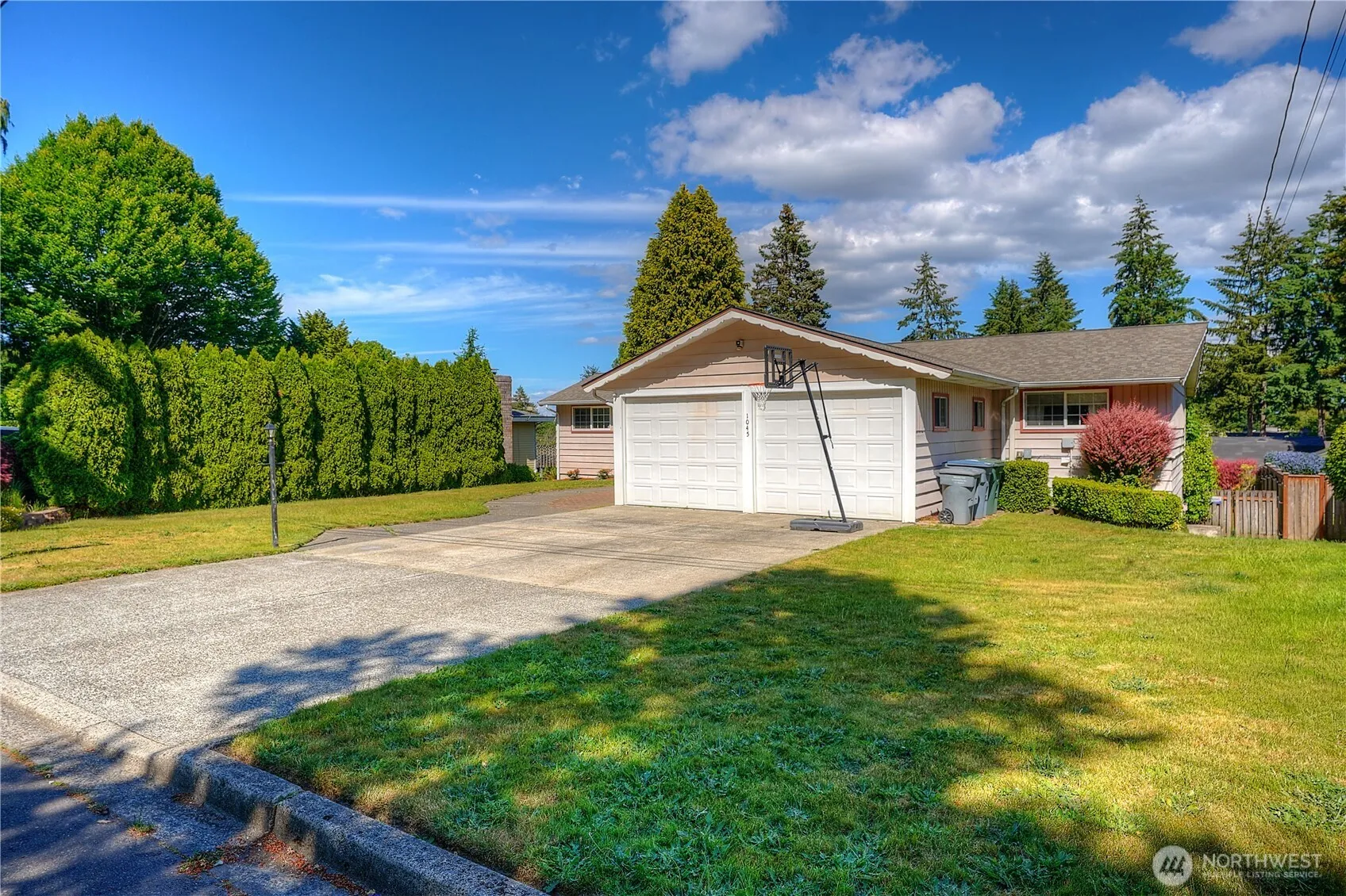Property photo for 1045 Sunrise Lane, Fircrest photo 4