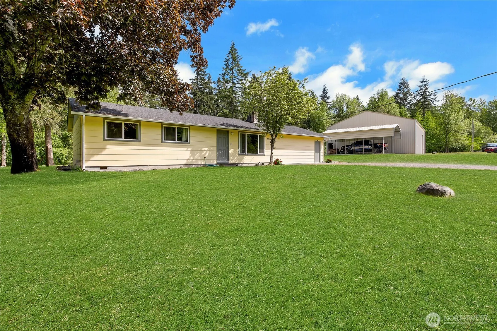 Property photo for 33109 78th Avenue S, Roy