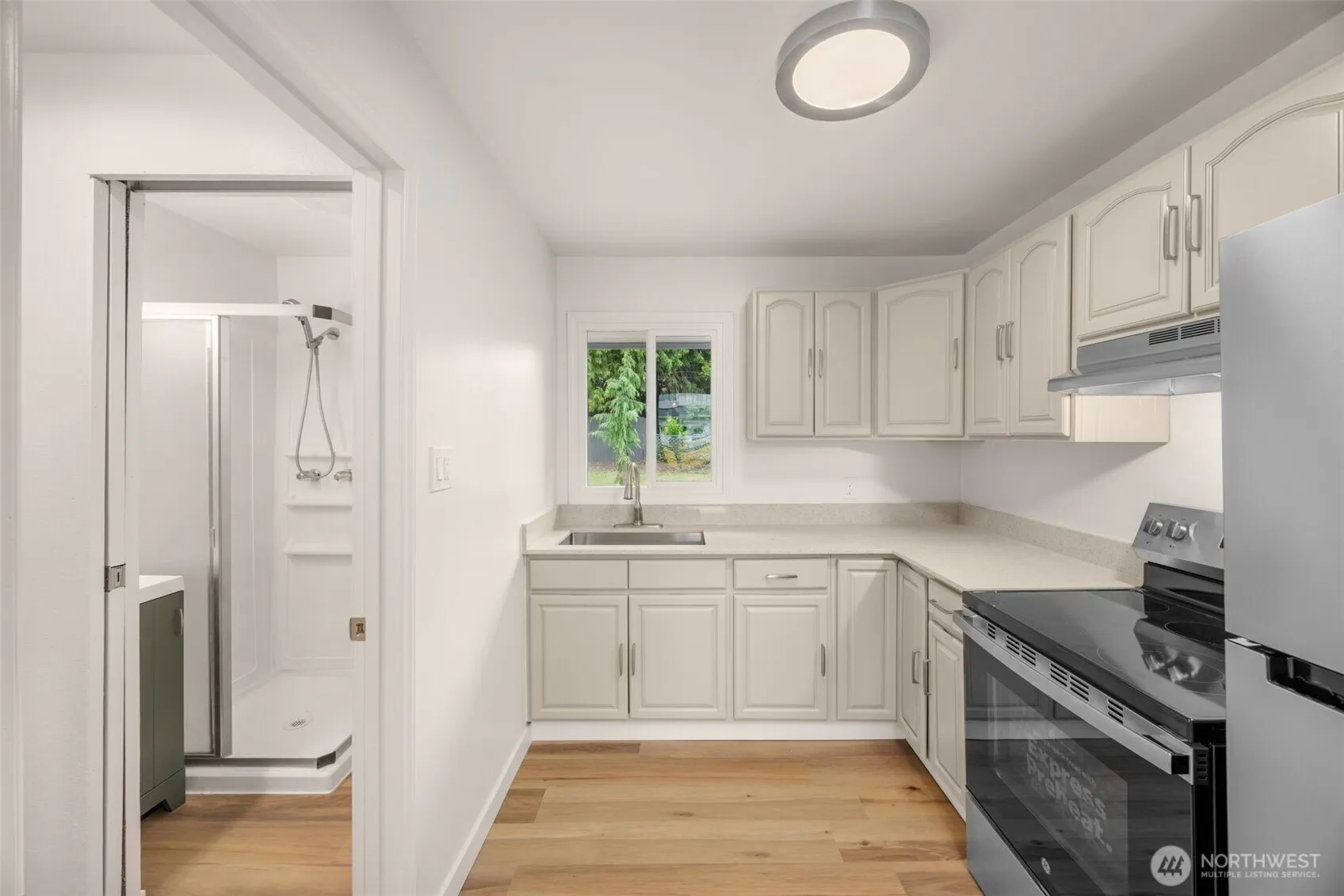 Property photo for 12235 43rd Avenue S, Seattle photo 5