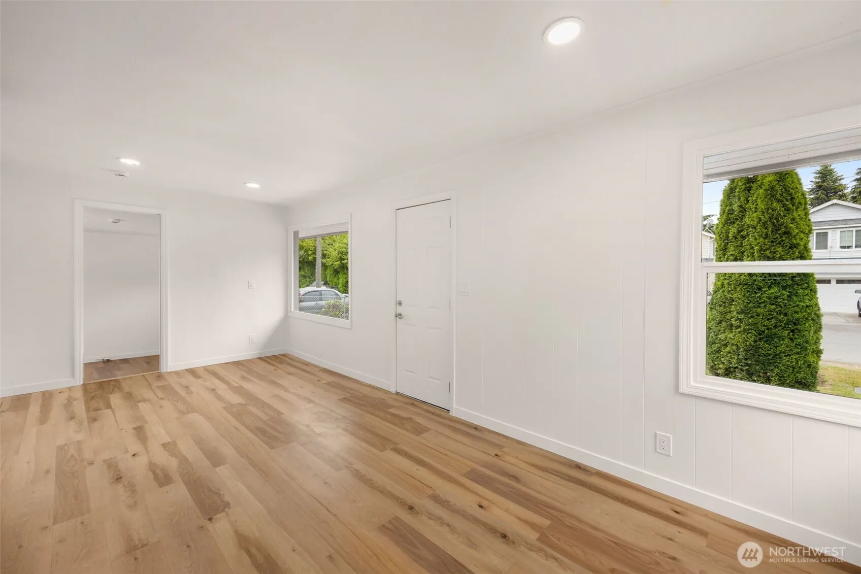 Property photo for 12235 43rd Avenue S, Seattle photo 4