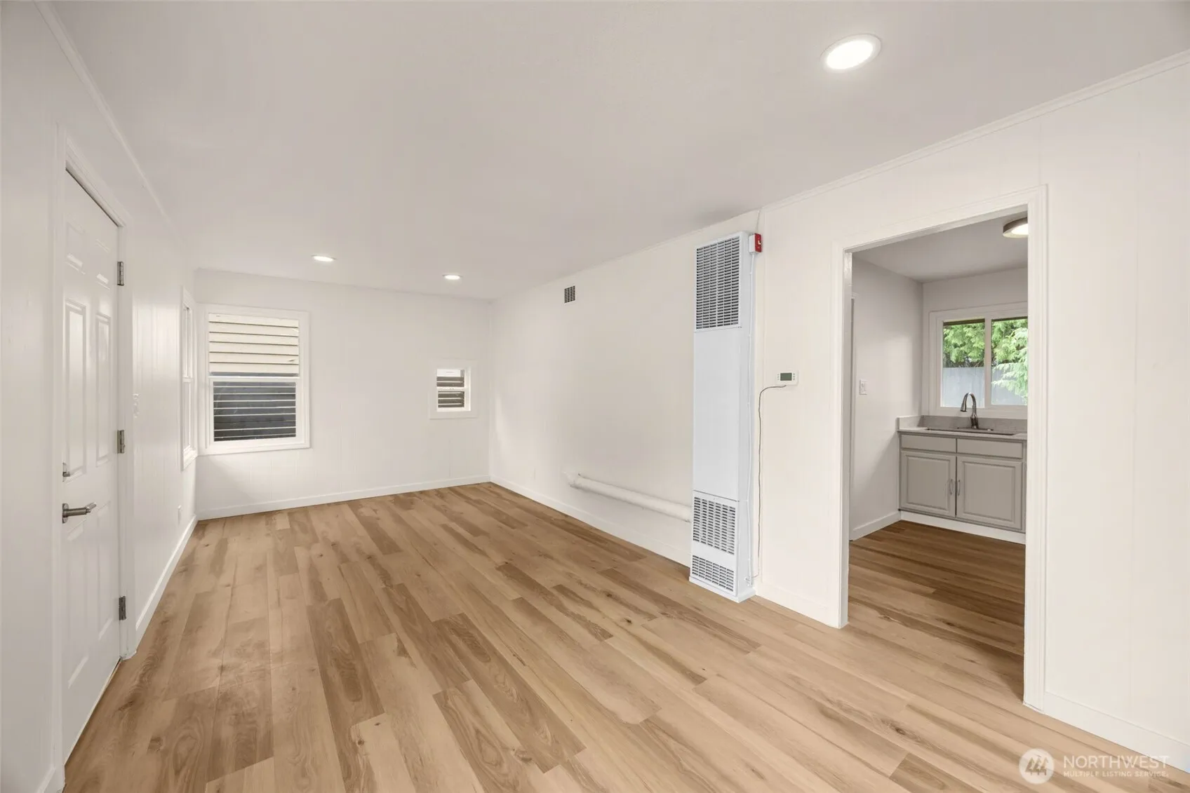 Property photo for 12235 43rd Avenue S, Seattle photo 3
