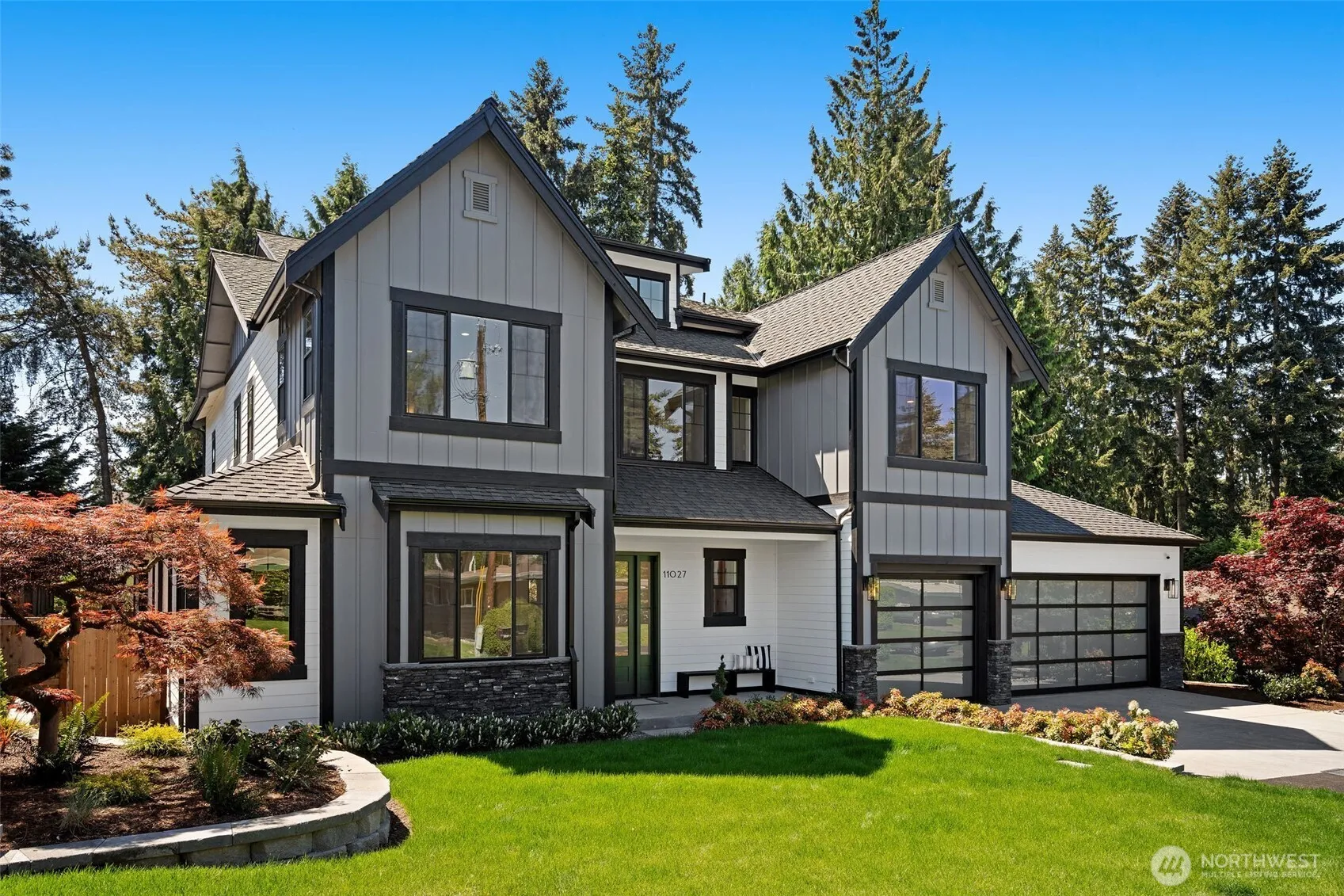 11027 Se 30th Place, Bellevue