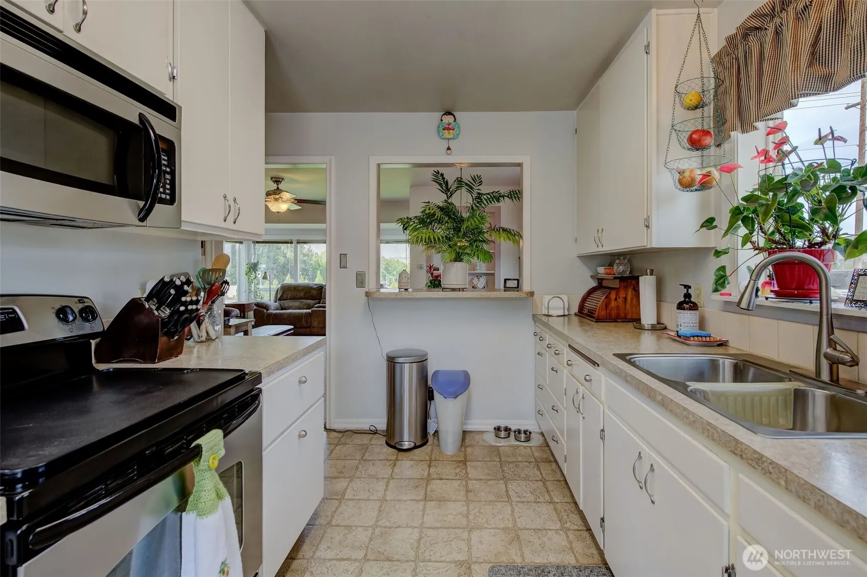 Property photo for 2901 Sunset Highway, East Wenatchee photo 2