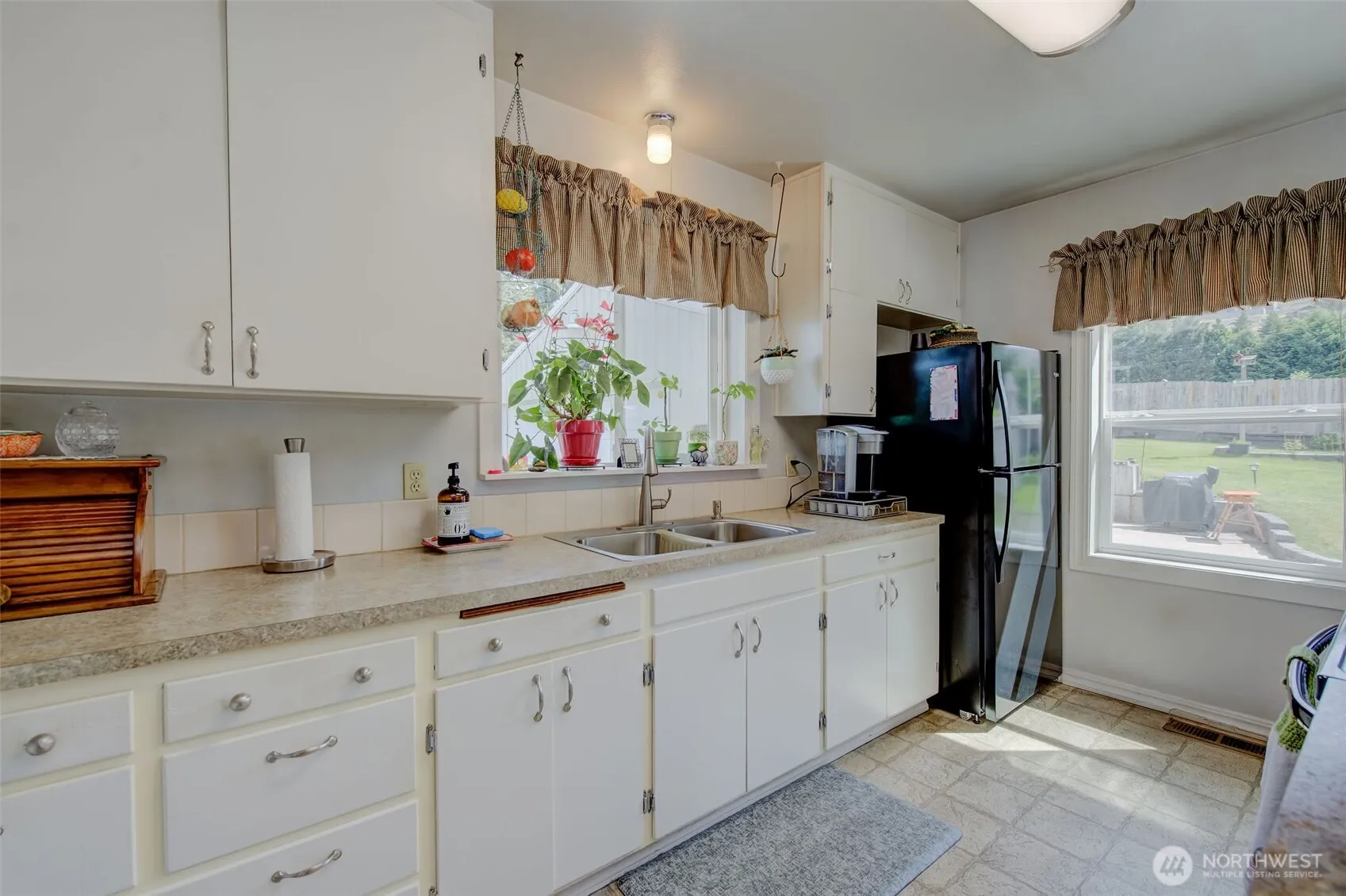 Property photo for 2901 Sunset Highway, East Wenatchee photo 3