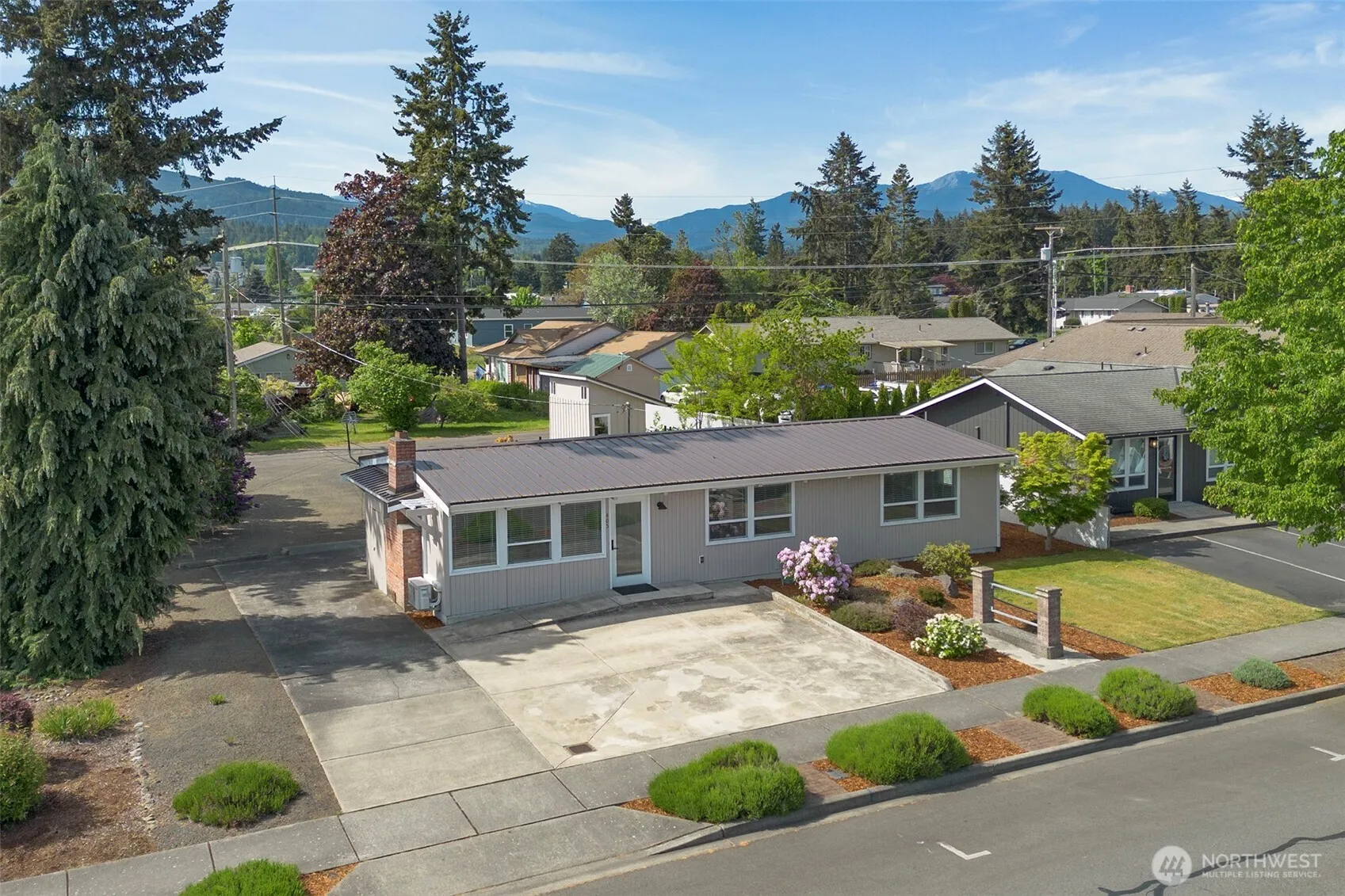 Property photo for 405 W Bell Street, Sequim