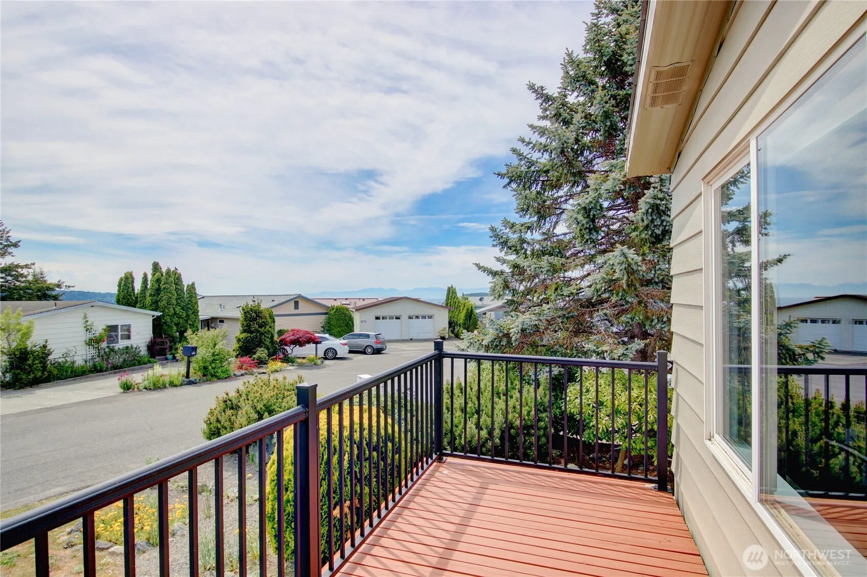 Property photo for 2704 Dundee Place, Anacortes photo 3