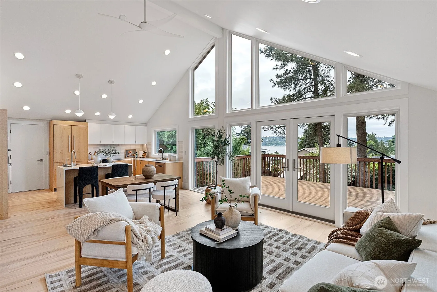 Property photo for 4020 47th Avenue S, Seattle, WA 98118