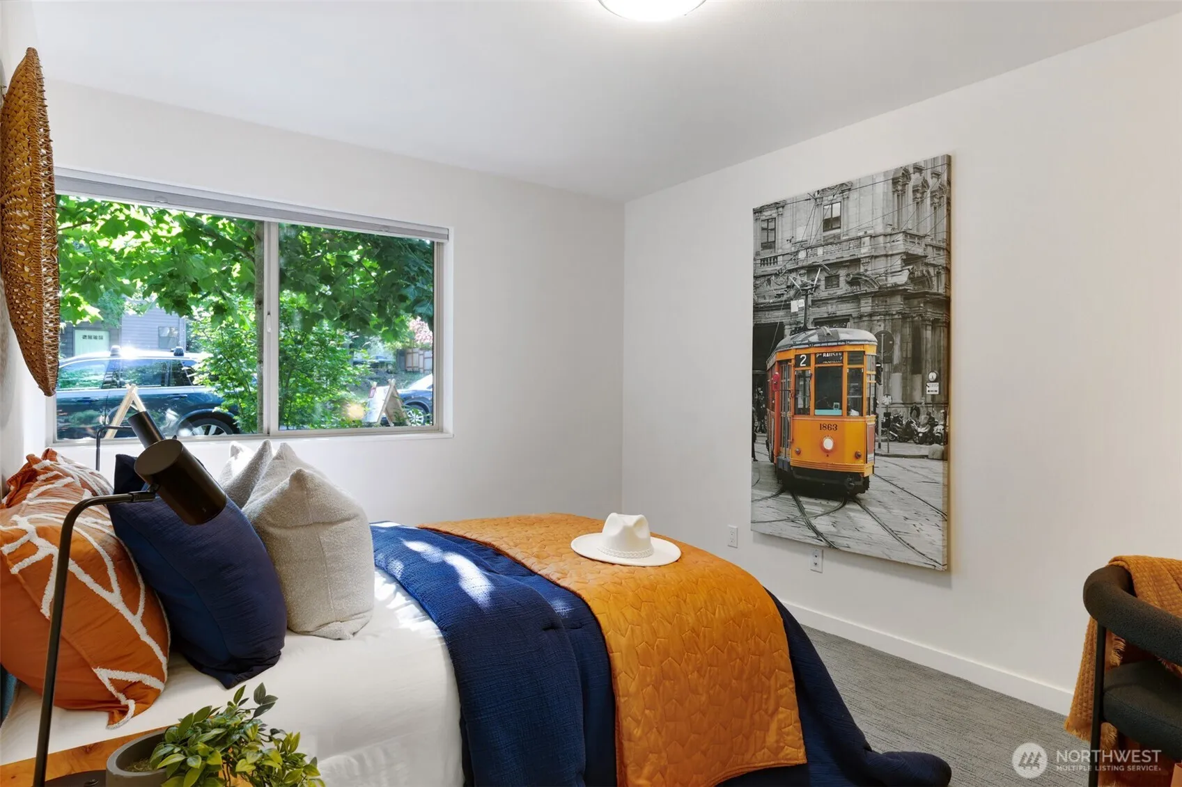Property photo for 9230 Interlake Avenue N, Seattle photo 5