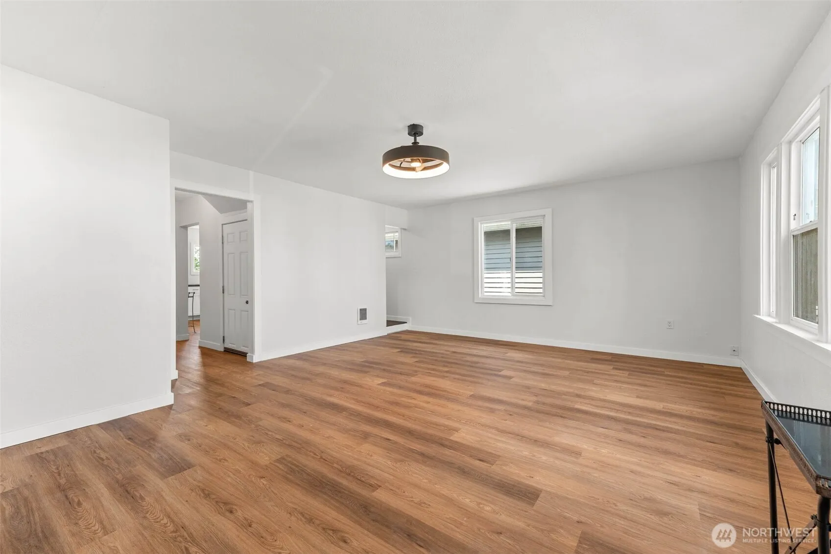 Property photo for 411 11th Street, Hoquiam photo 5