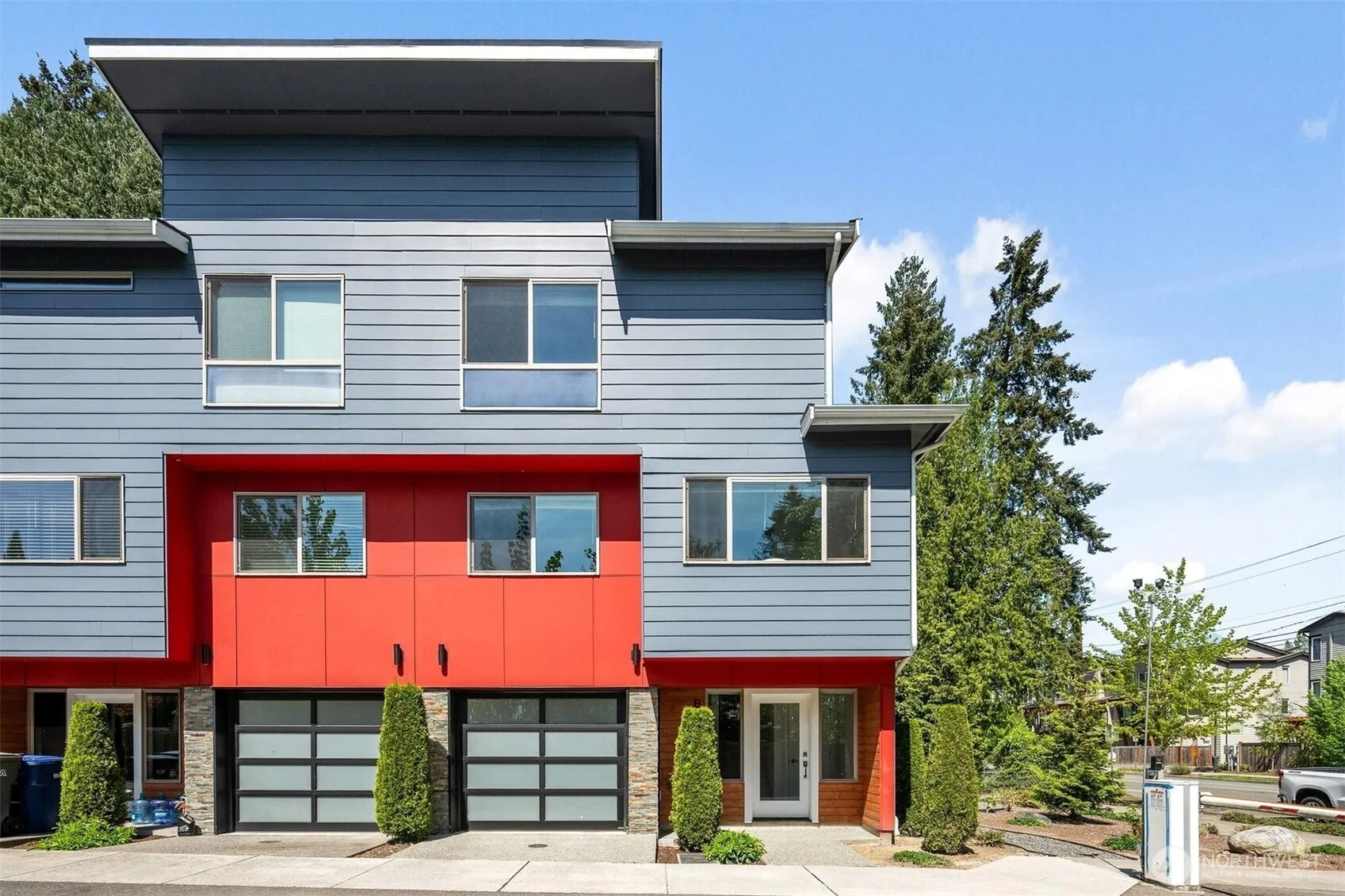 Property photo for 19305 7th Ave W #b6, Lynnwood