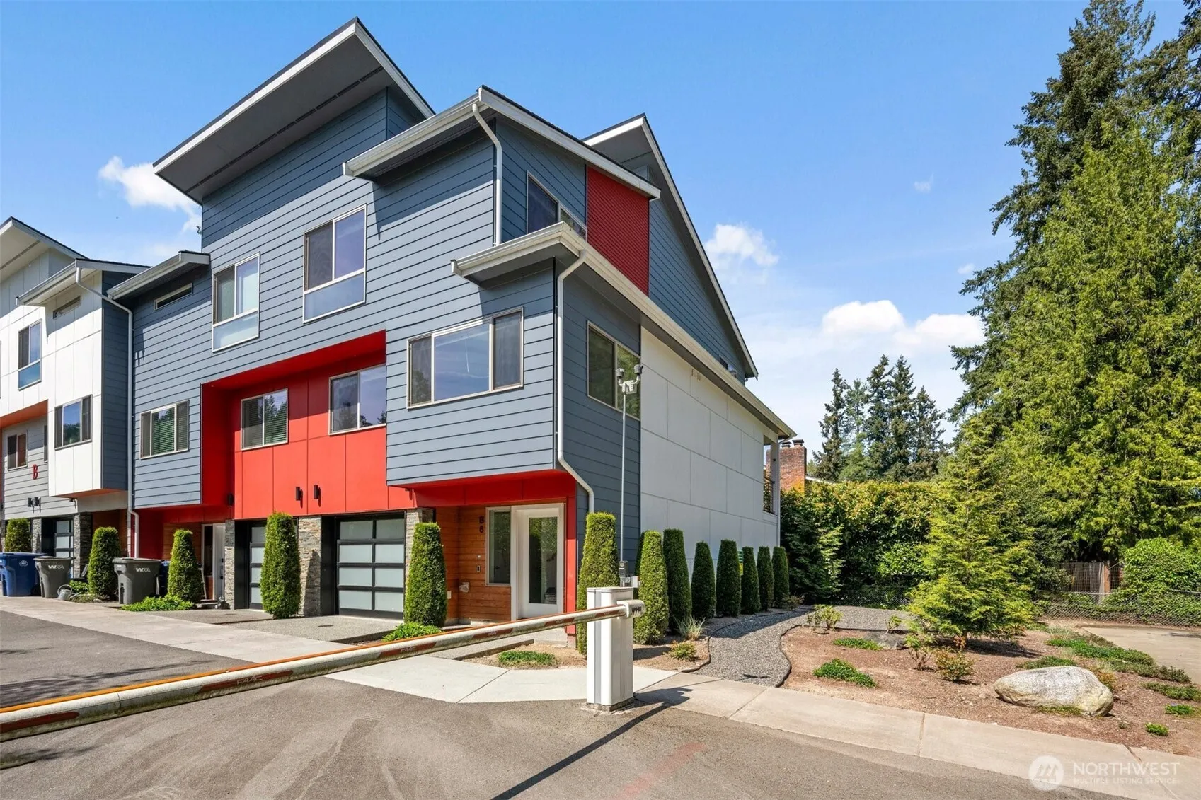 Property photo for 19305 7th Ave W #b6, Lynnwood photo 2
