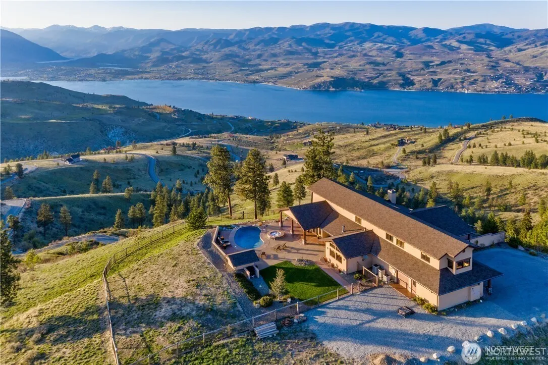 Property photo for 300 Hawks Ridge Road, Chelan