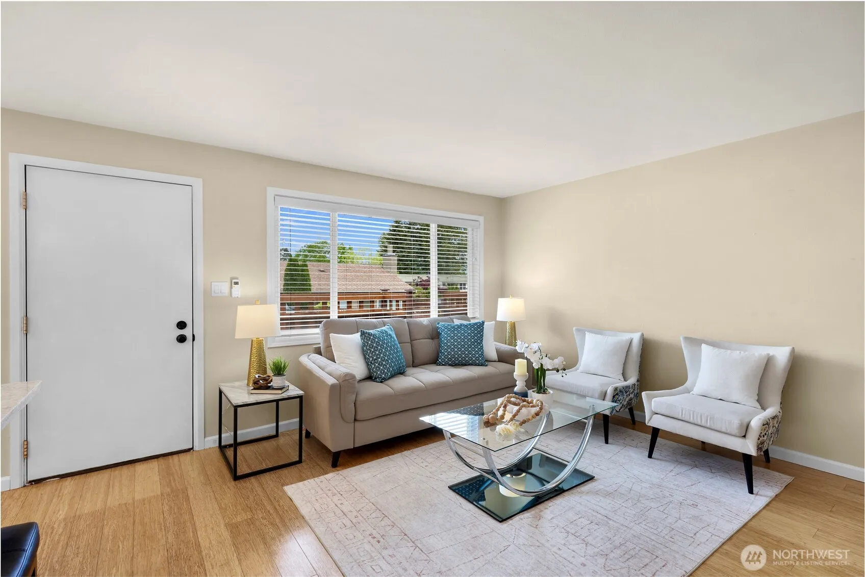 Property photo for 4050 W Lake Sammamish Parkway Ne #2, Redmond photo 5
