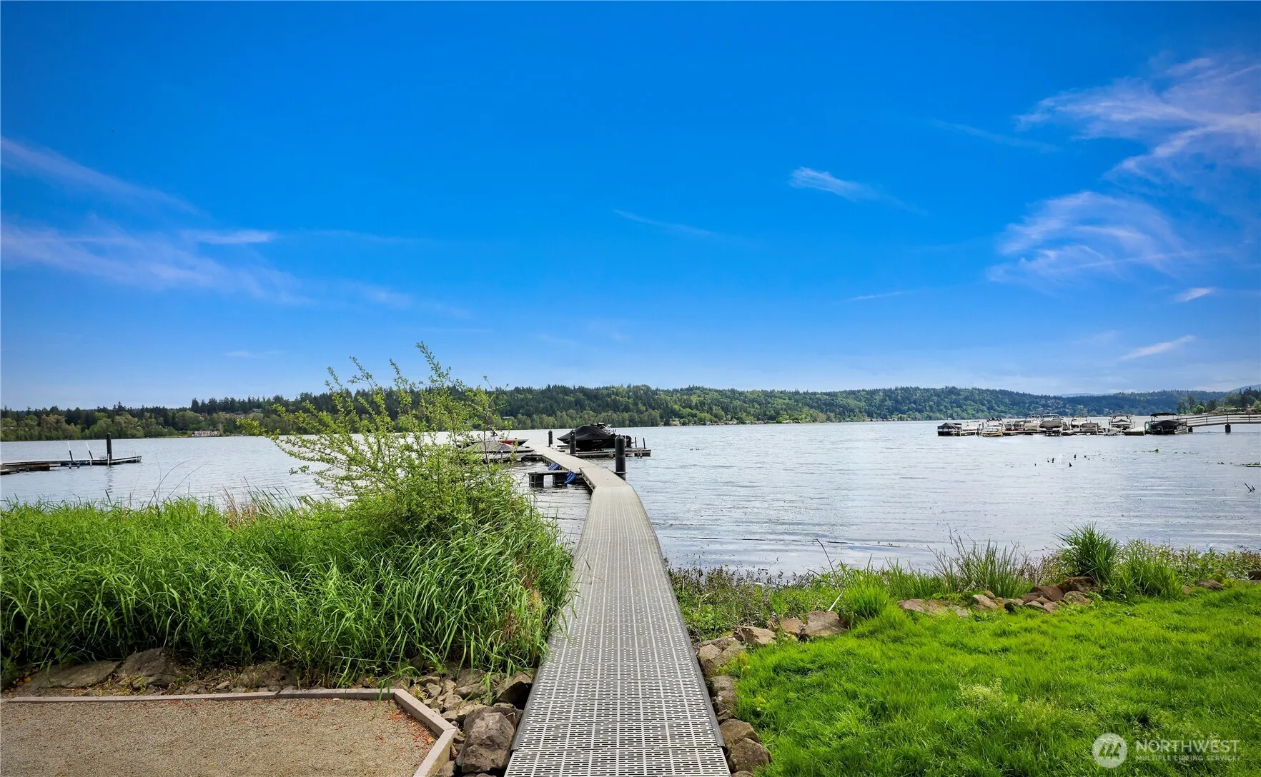 Property photo for 4050 W Lake Sammamish Parkway Ne #2, Redmond, WA 98052